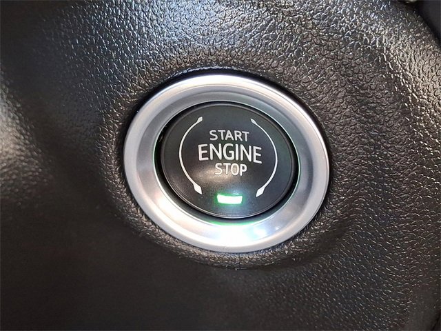 Used 2021 Chevrolet Silverado 1500 RST image 22