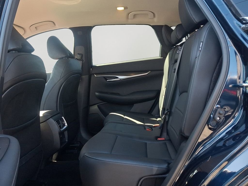 Certified 2025 INFINITI QX50 Pure image 8