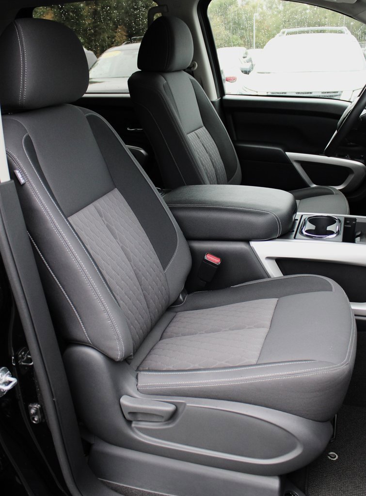 Certified 2024 Nissan Titan SV w/ SV Convenience Package image 23