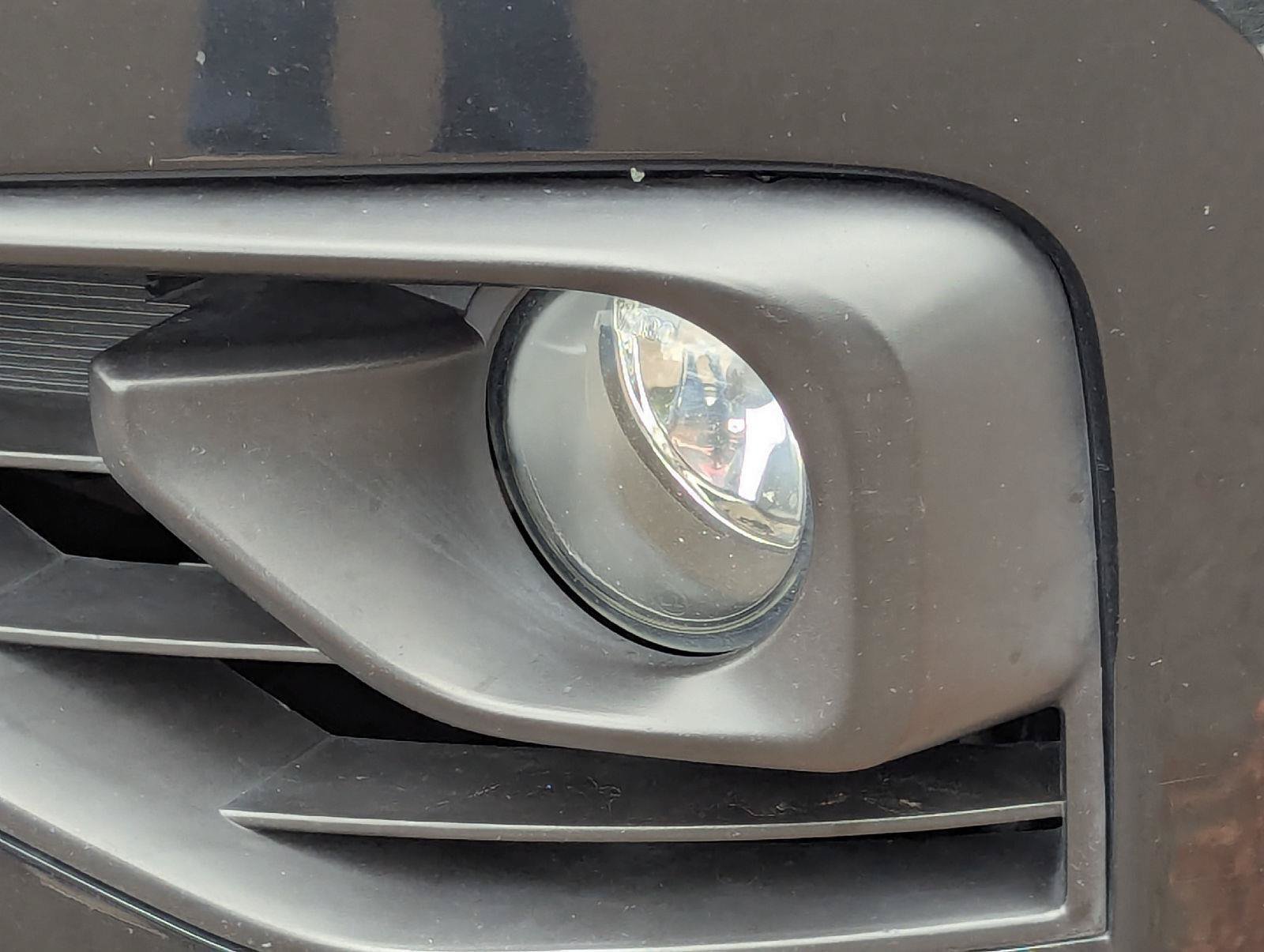 Used 2019 Nissan Pathfinder SV AWD/4WD image 12