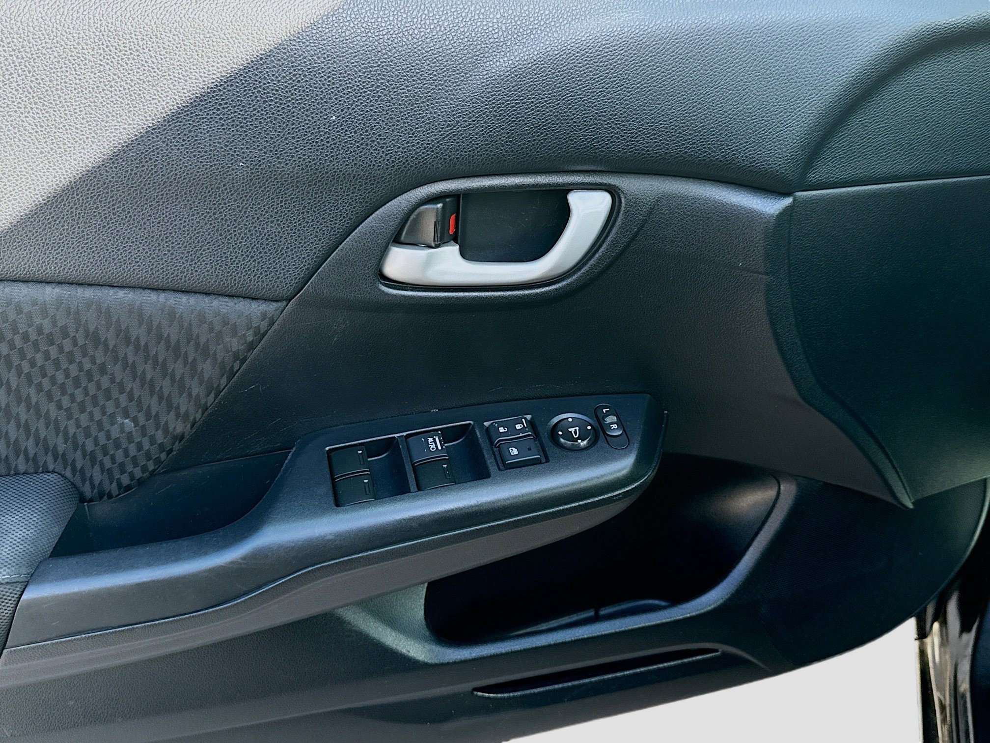 Used 2014 Honda Civic LX image 16