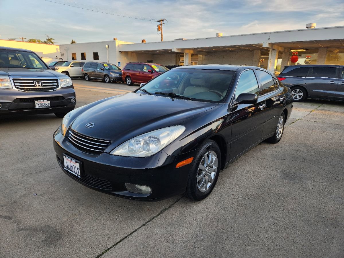 Used 2002 Lexus ES 330 image 2