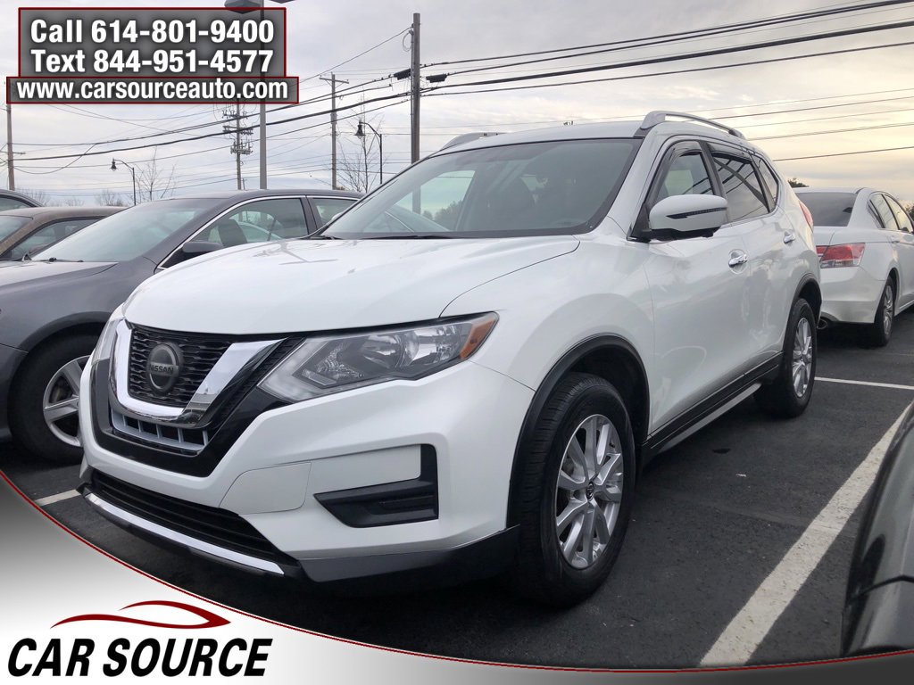 Used 2018 Nissan Rogue SV w/ Premium Package image 3