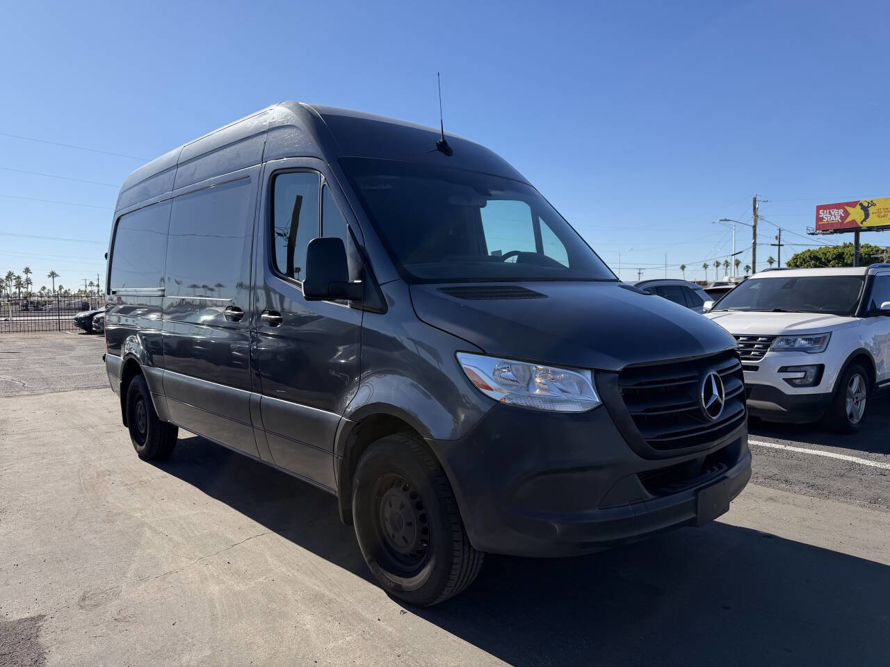 Used 2021 Mercedes-Benz Sprinter 2500 w/ Driver Convenience Package image 17