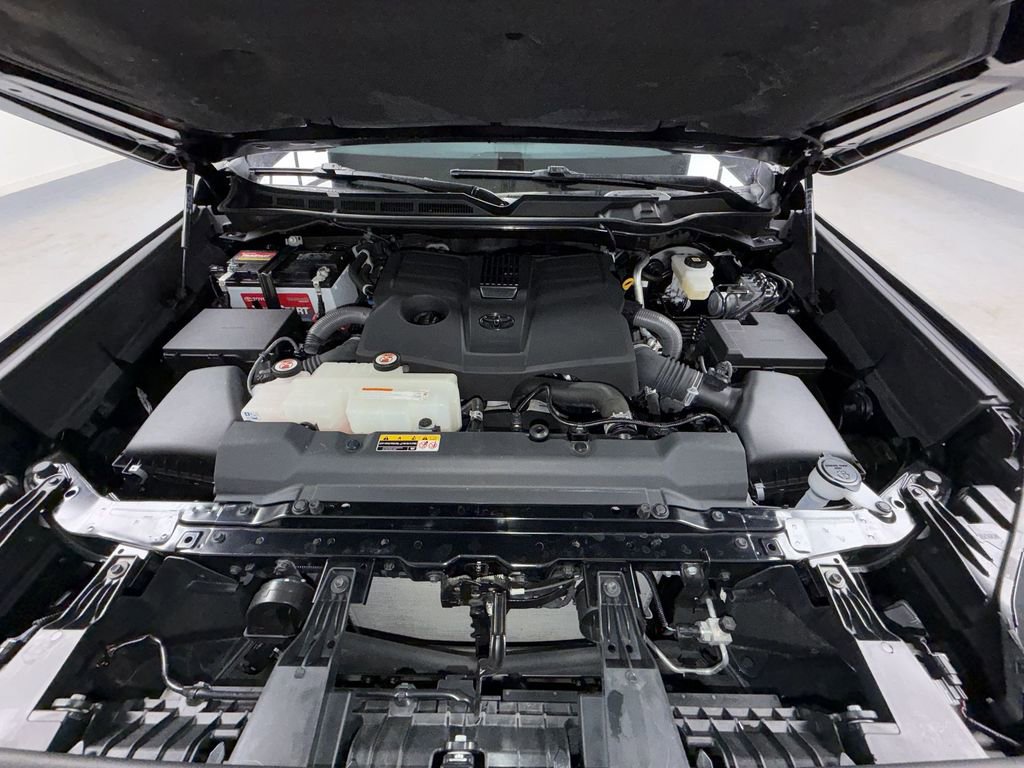 Used 2023 Toyota Tundra SR5 w/ SR5 Convenience Package image 18