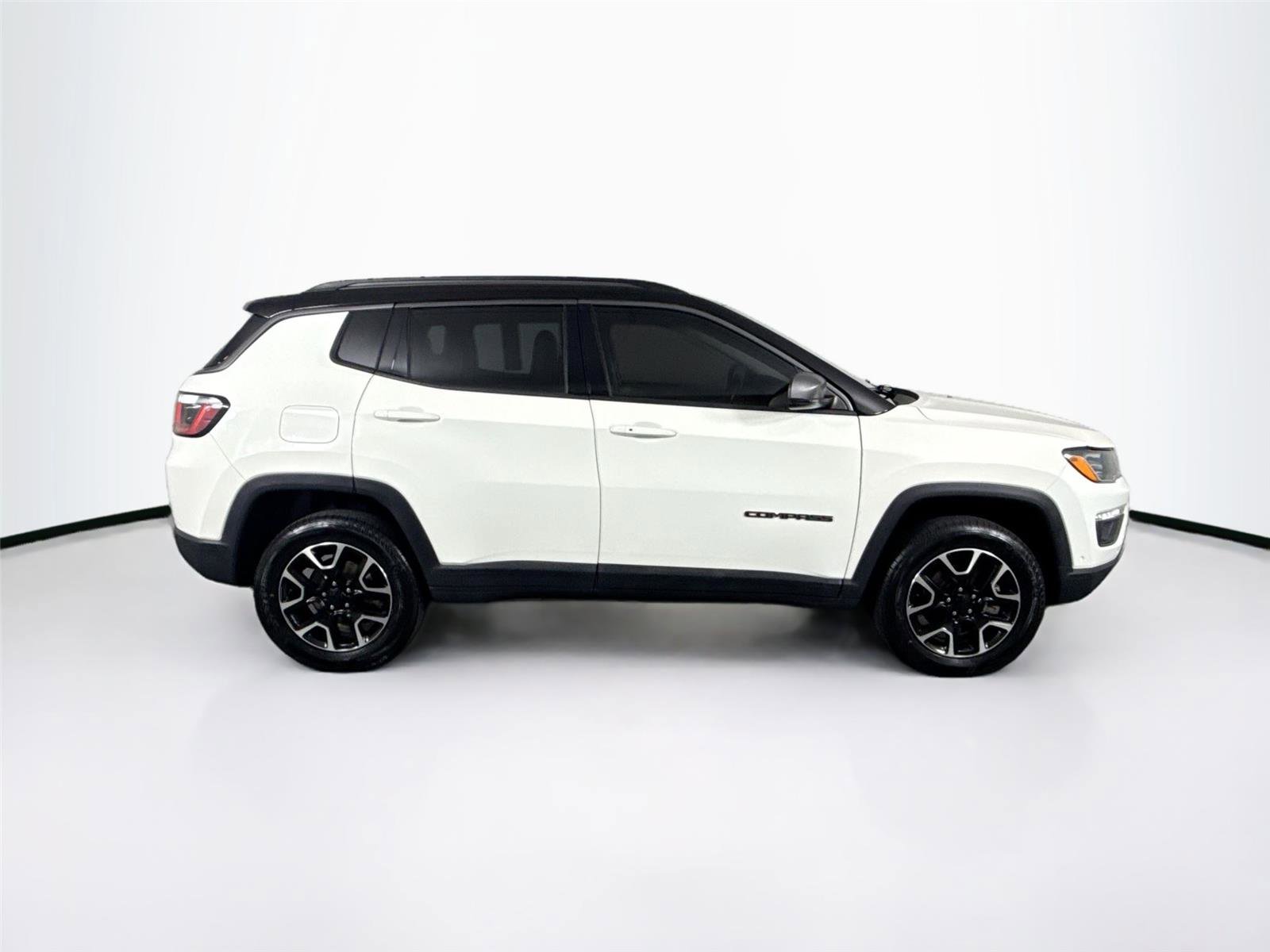 Used 2020 Jeep Compass Trailhawk image 5