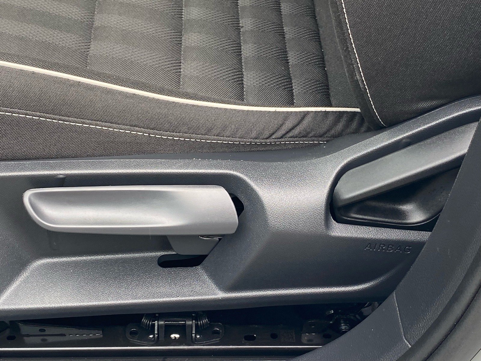 Certified 2024 Volkswagen Jetta Sport FWD image 12