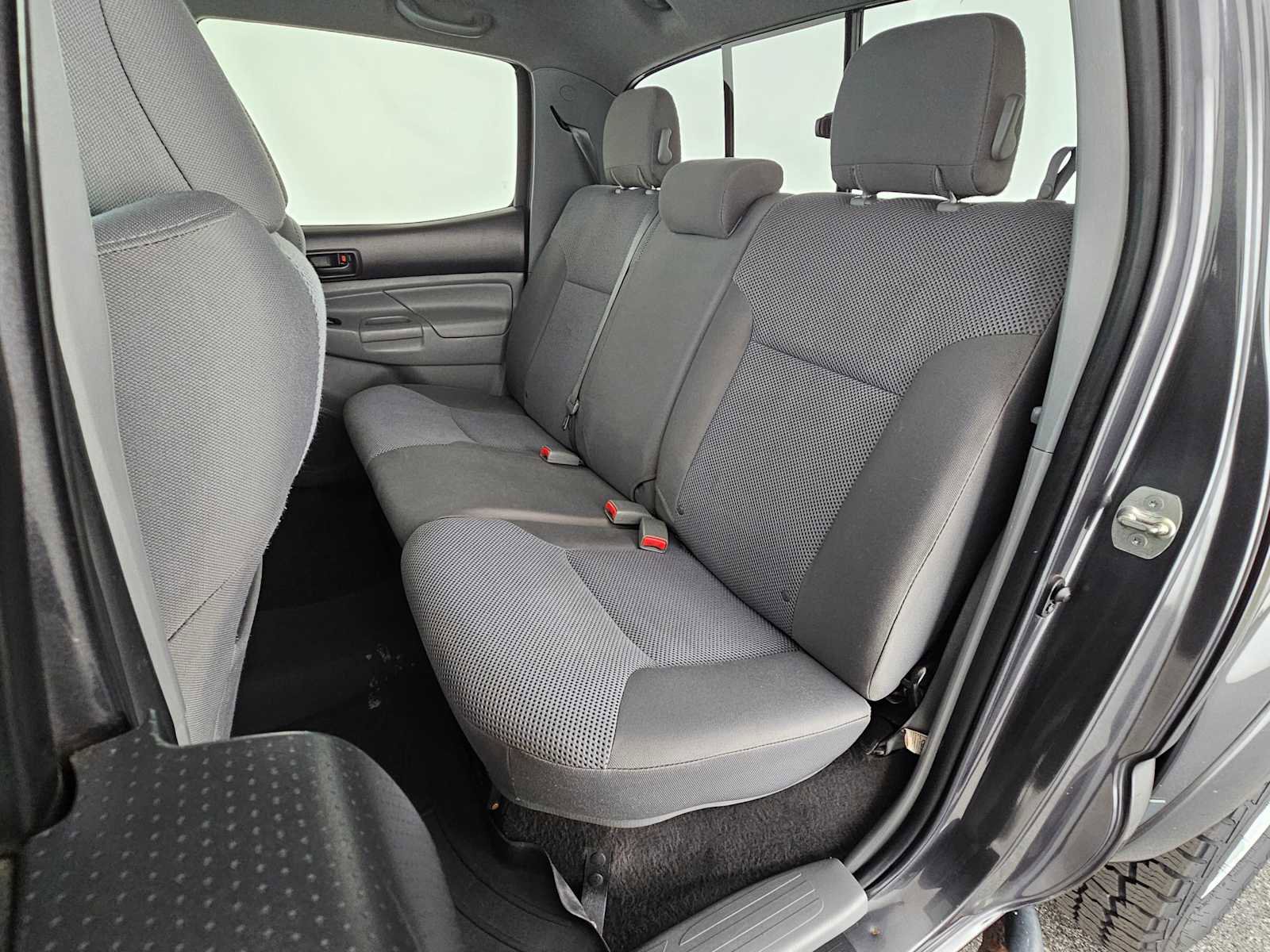 Used 2013 Toyota Tacoma 4x4 Double Cab w/ TRD Sport Pkg image 18