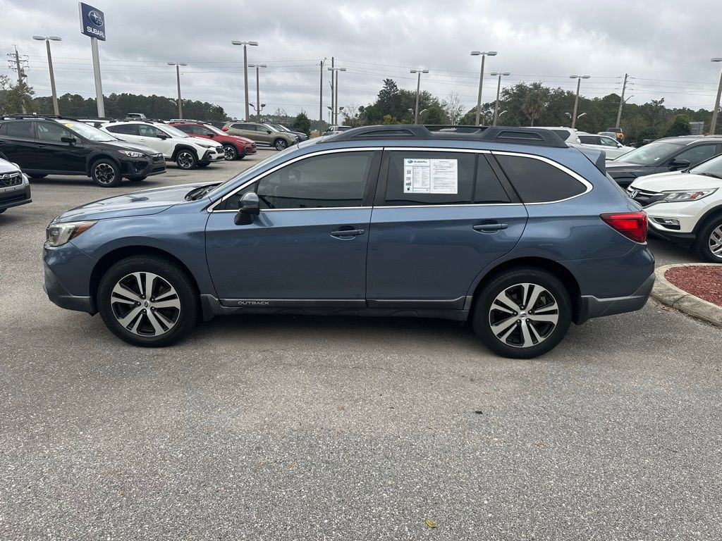 Used 2018 Subaru Outback 2.5i Limited image 11