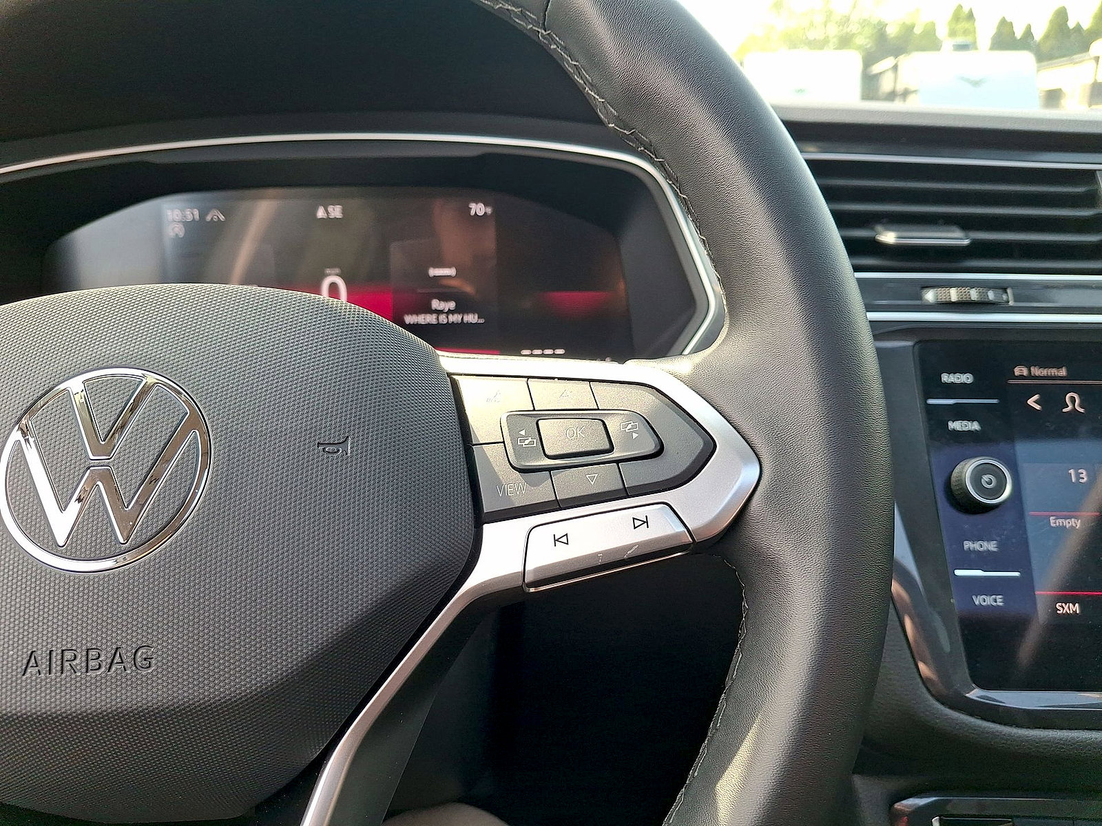 Used 2024 Volkswagen Tiguan Wolfsburg Edition w/ Panoramic Sunroof Package AWD/4WD image 18