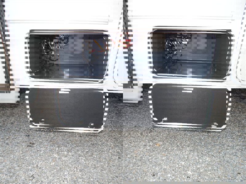 Used 2022 Ford E-450 and Econoline 450 Super Duty w/ Motorhome Prep Package image 10