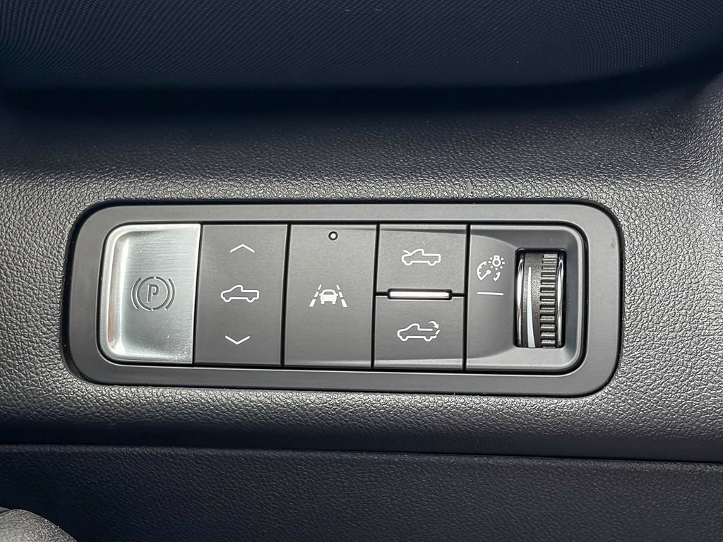Used 2024 Chevrolet Silverado EV RST AWD/4WD image 49