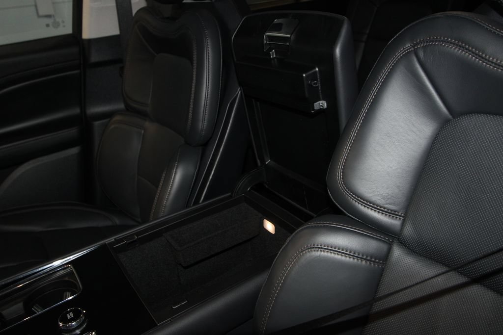 Used 2026 Lincoln Aviator Reserve AWD/4WD image 23