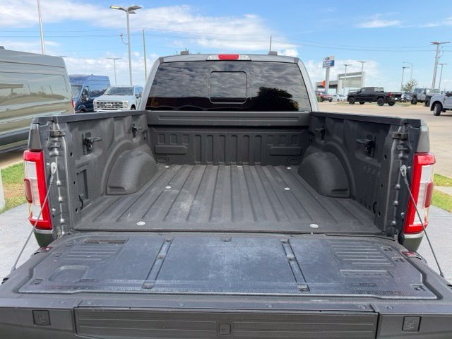 Used 2023 Ford F150 Lariat AWD/4WD image 8