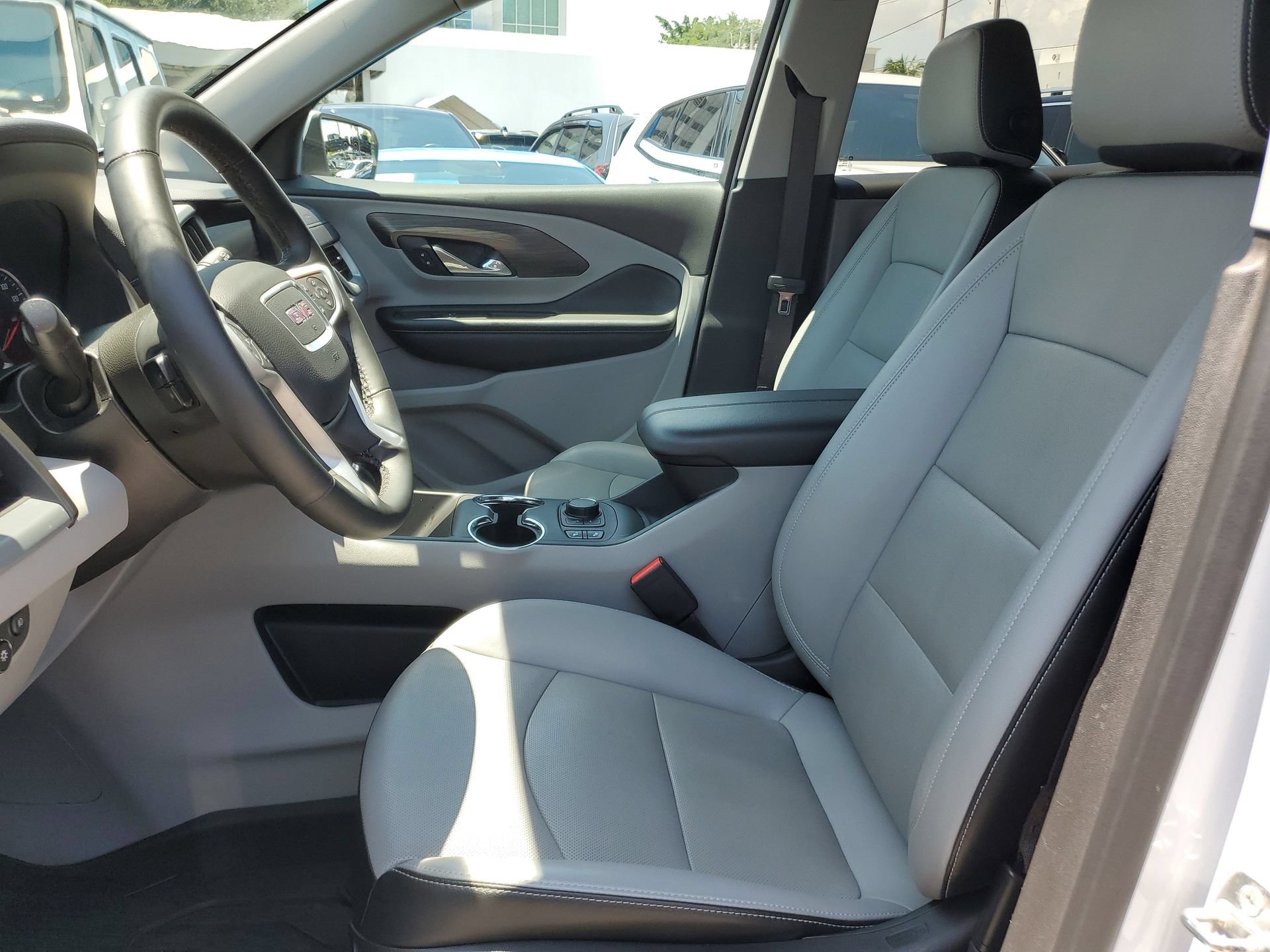 Used 2023 GMC Terrain SLT w/ LPO, Floor Liner Package FWD image 21