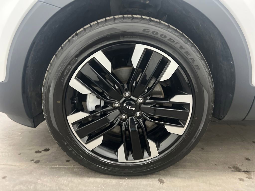 Used 2023 Kia Telluride SX Prestige image 32