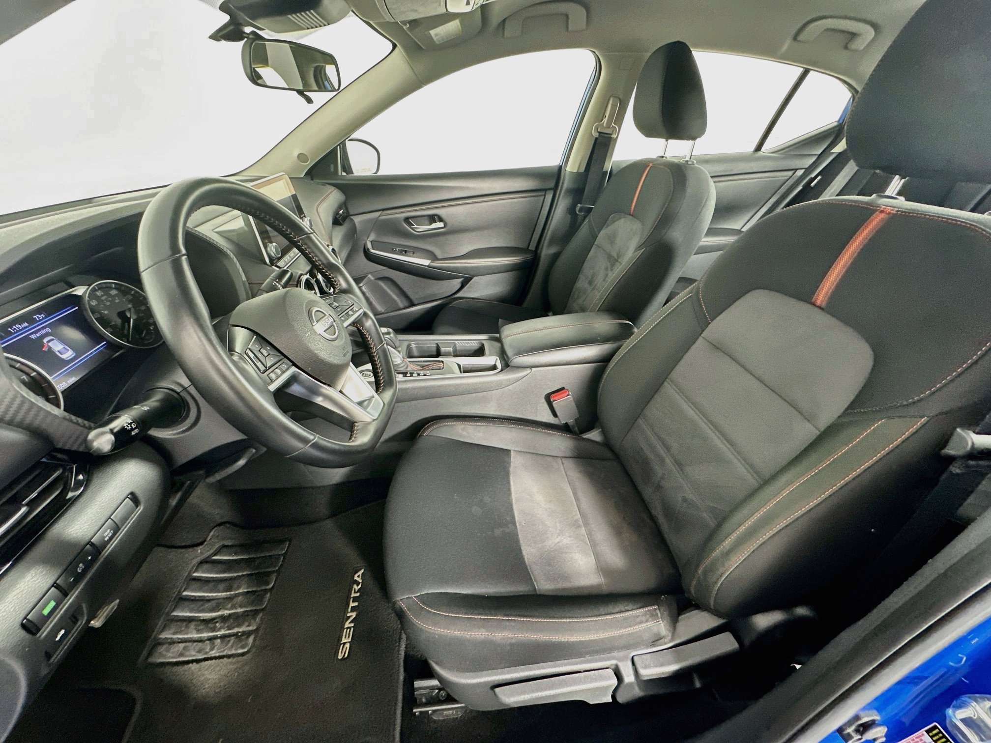 Used 2025 Nissan Sentra SR FWD image 13