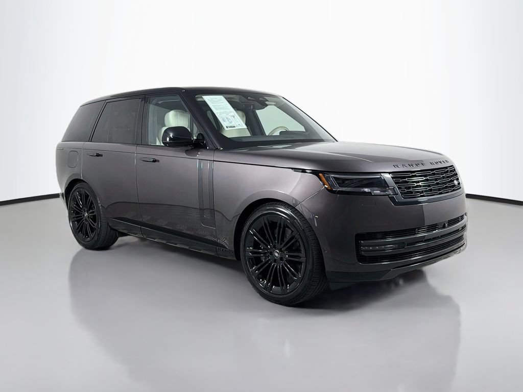 Certified 2025 Land Rover Range Rover SE AWD/4WD image 3