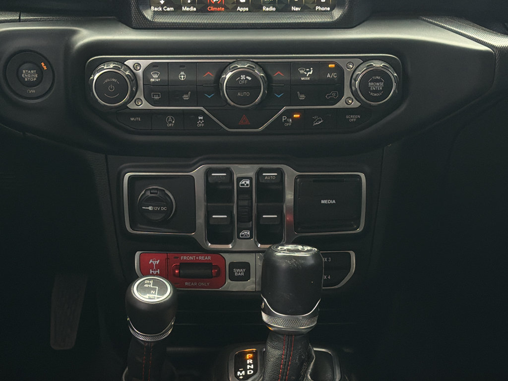 Used 2018 Jeep Wrangler Unlimited Rubicon AWD/4WD image 18