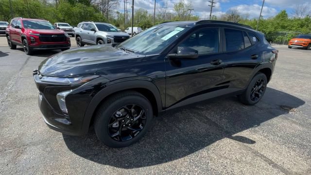 New 2026 Chevrolet Trax LT w/ Driver Confidence Package FWD image 6