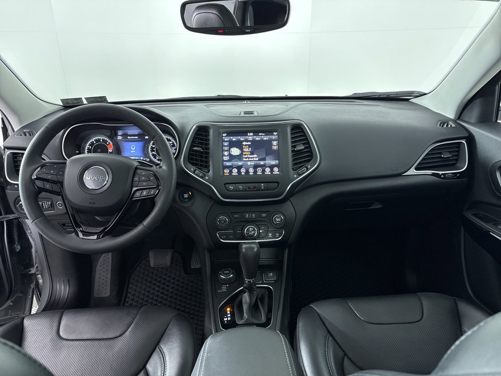 Used 2023 Jeep Cherokee Altitude Lux w/ Lux Elite Package image 3