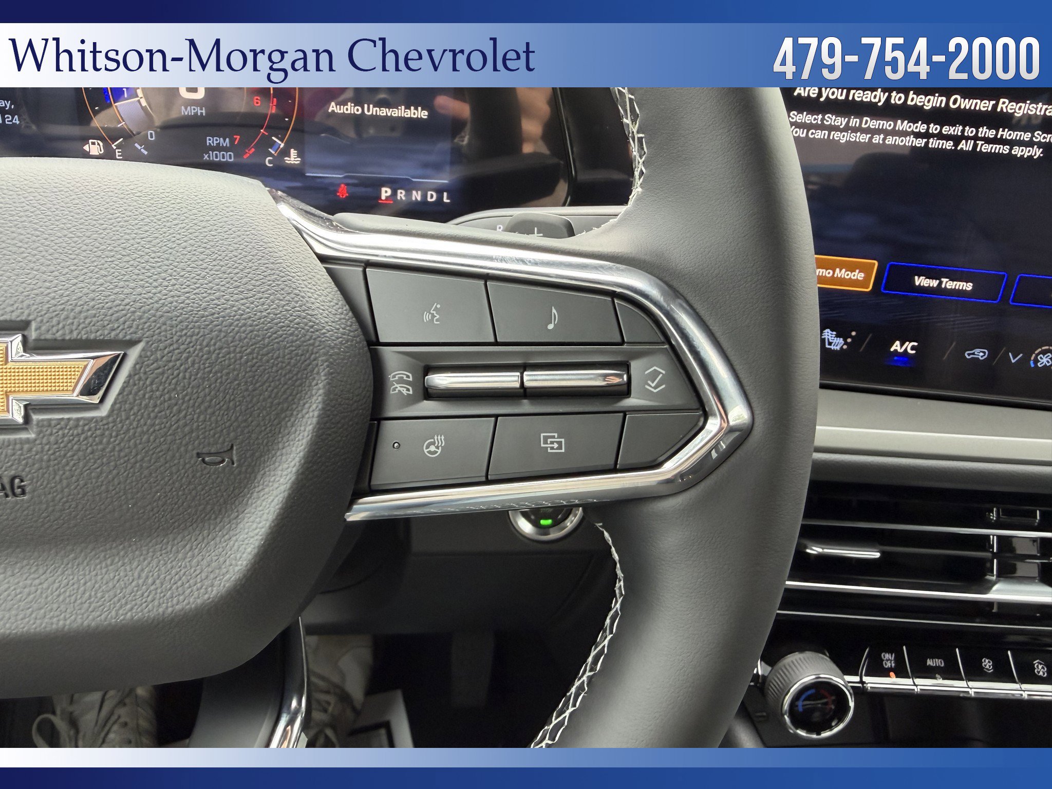 New 2026 Chevrolet Traverse LT w/ Sun and Wheel Package FWD image 17