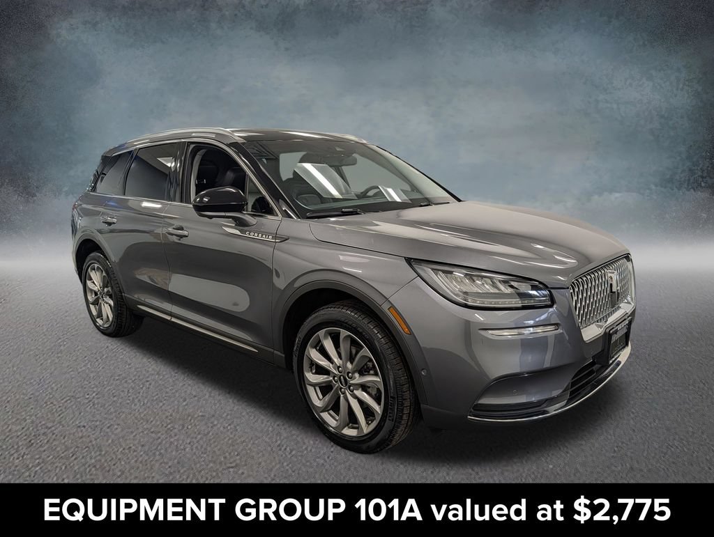 Used 2022 Lincoln Corsair AWD w/ Premium Package image 3