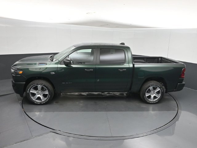 New 2027 RAM 1500 Express RWD image 46
