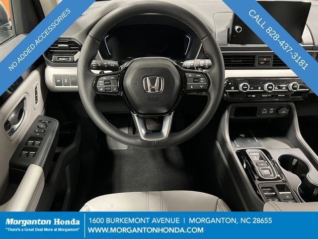 New 2025 Honda Pilot Touring image 18
