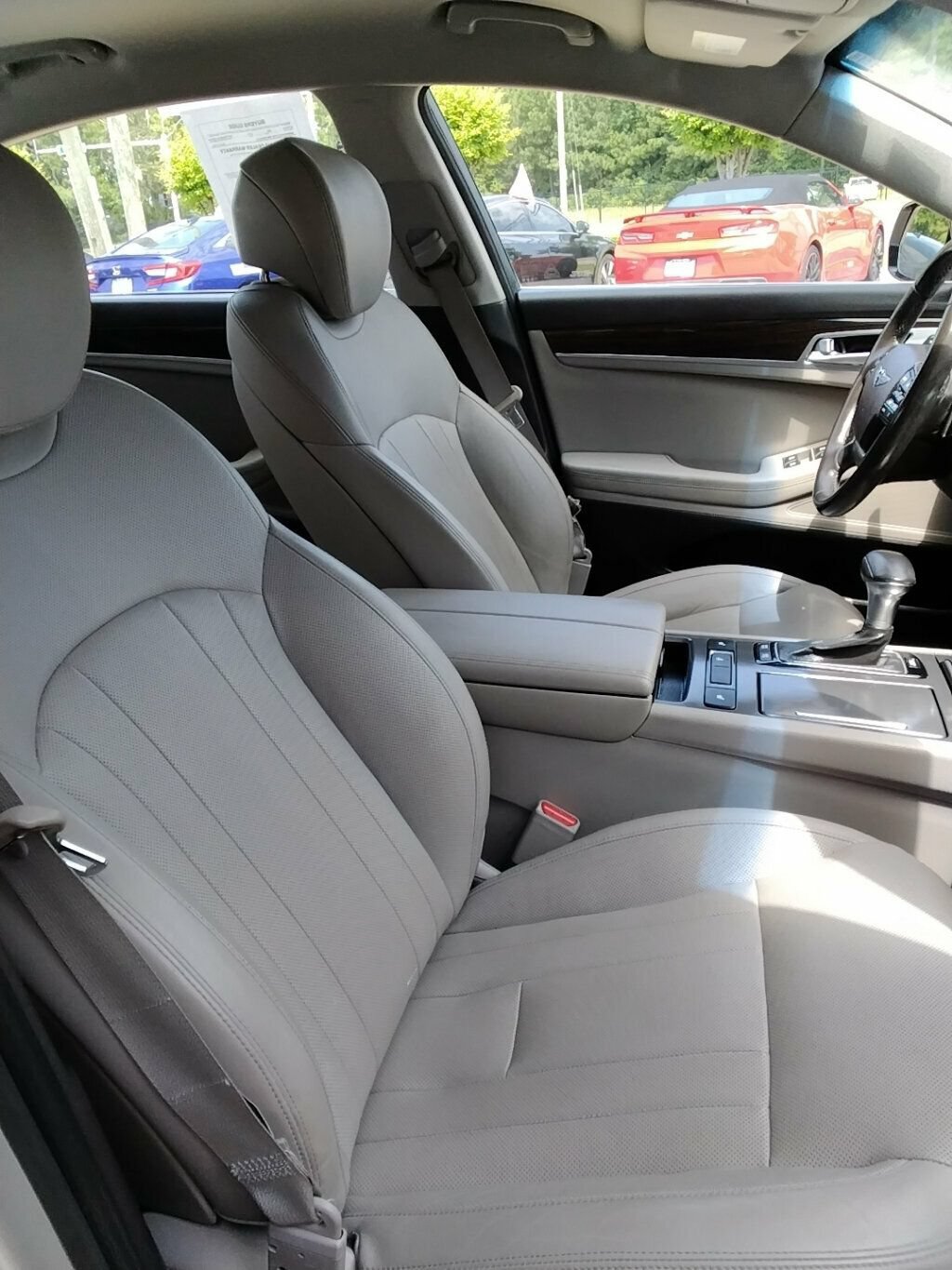 Used 2019 Genesis G80 3.8 AWD/4WD image 11