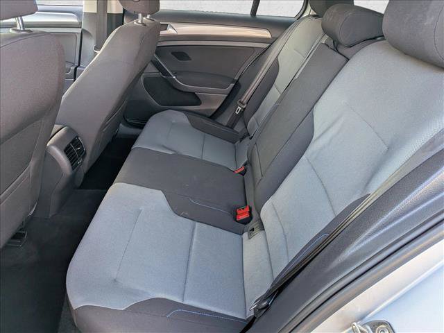 Used 2015 Volkswagen e-Golf Limited Edition FWD image 24