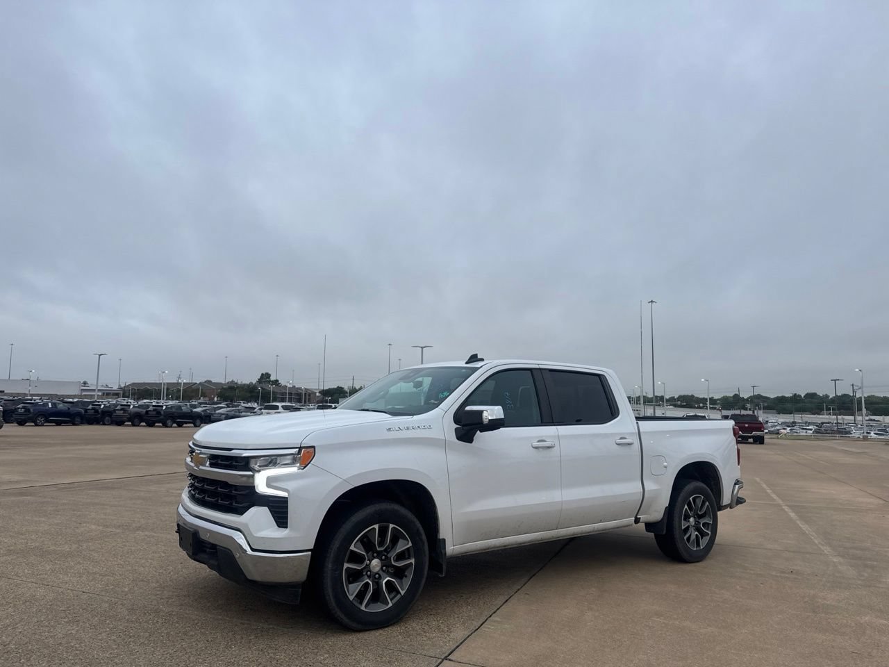 Used 2025 Chevrolet Silverado 1500 LT w/ Safety Package RWD image 11