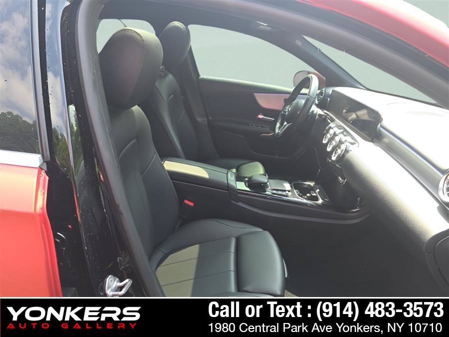 Used 2021 Mercedes-Benz A 220 4MATIC w/ Premium Package image 6