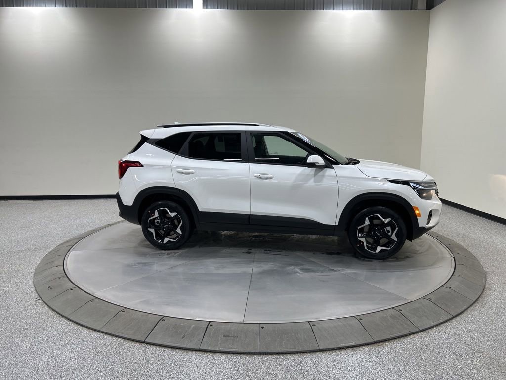 New 2026 Kia Seltos S image 5