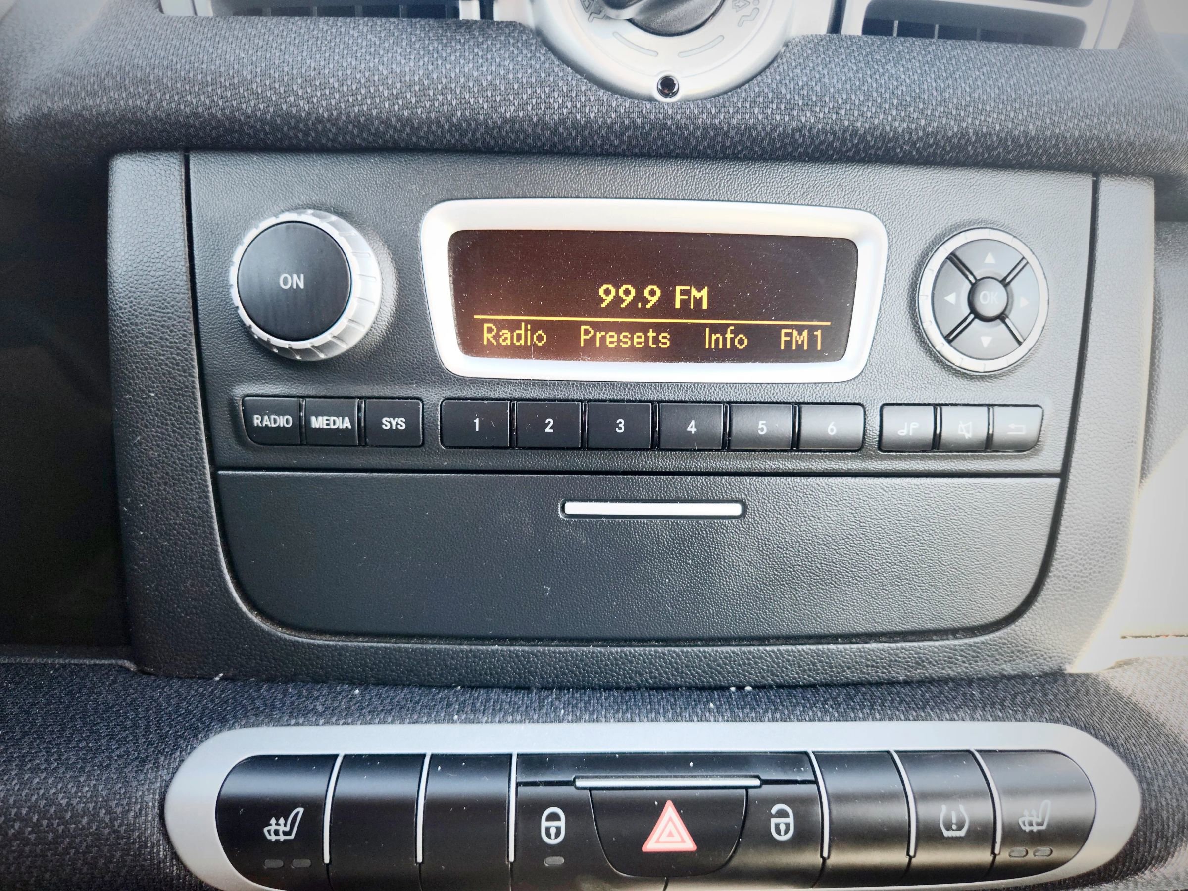 Used 2014 smart fortwo electric drive image 38