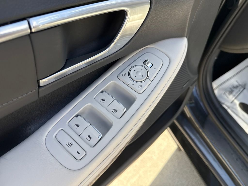 Used 2022 Hyundai Sonata Limited image 17