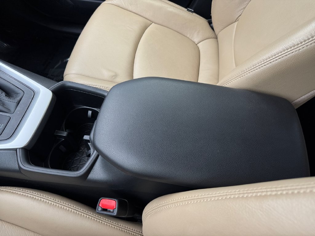 Certified 2025 Toyota RAV4 LE AWD/4WD image 27