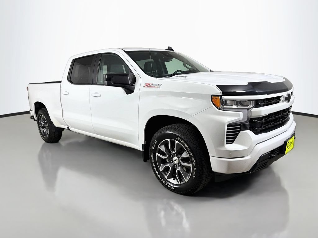 Used 2024 Chevrolet Silverado 1500 RST AWD/4WD image 4