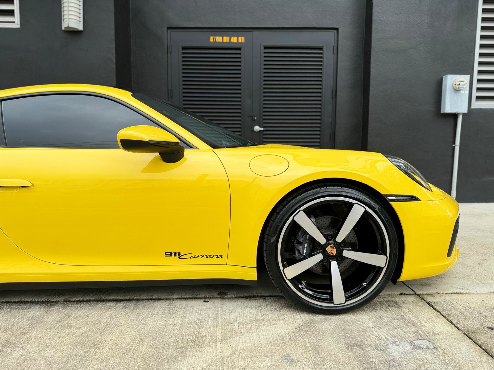 Used 2021 Porsche 911 Carrera RWD image 21