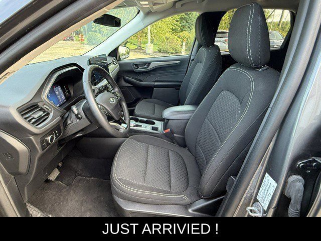 Used 2023 Ford Escape Active w/ Tech Pack #1 AWD/4WD image 12