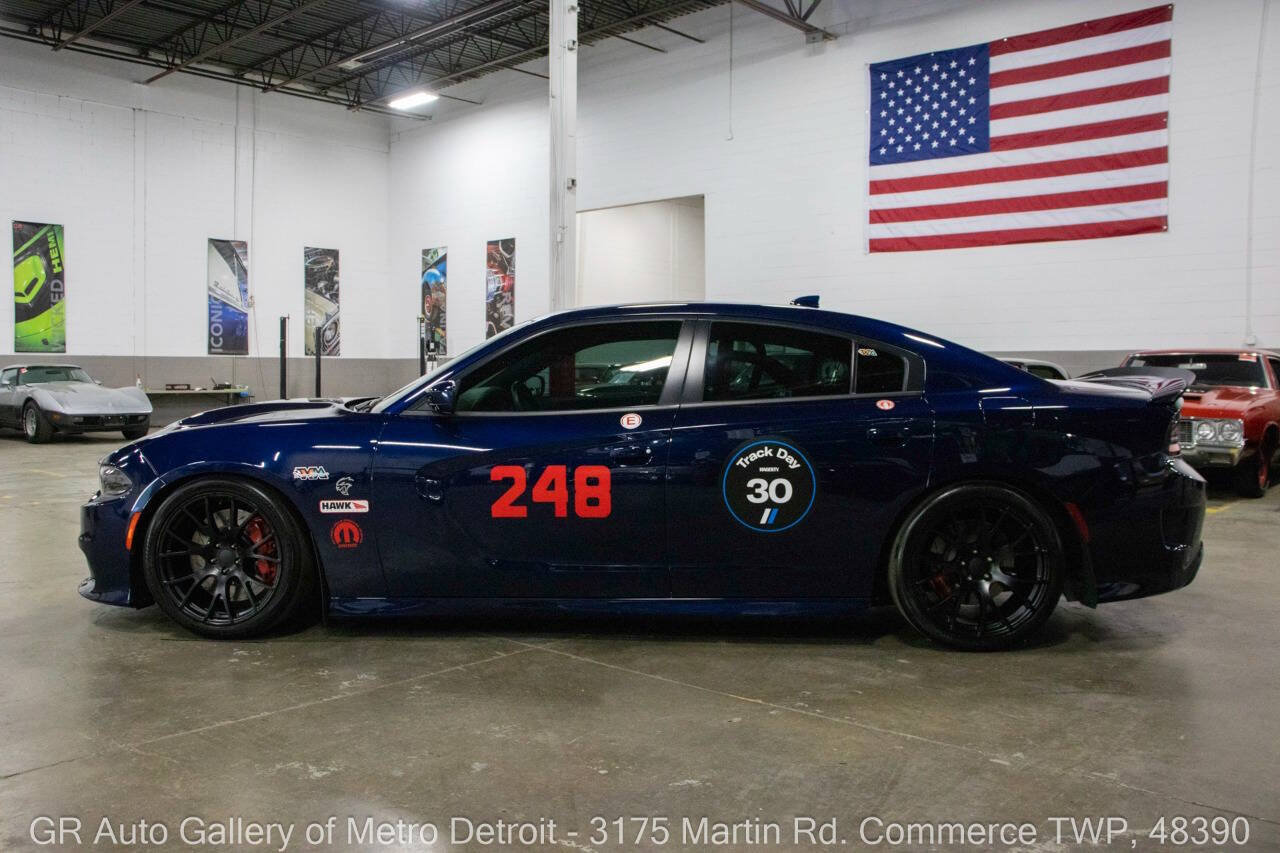 Used 2015 Dodge Charger SRT Hellcat w/ Harman/Kardon Audio Group RWD image 3