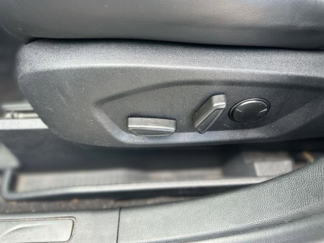 Used 2024 Ford Edge SEL image 14