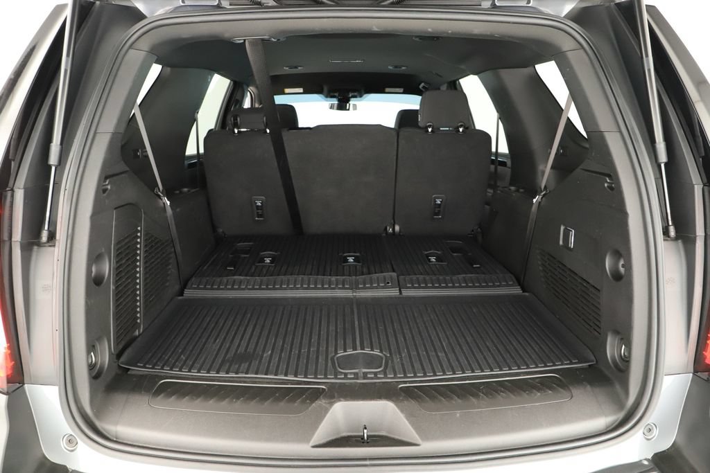 Used 2022 GMC Yukon SLE w/ Gmc Pro Safety Plus Package RWD image 30