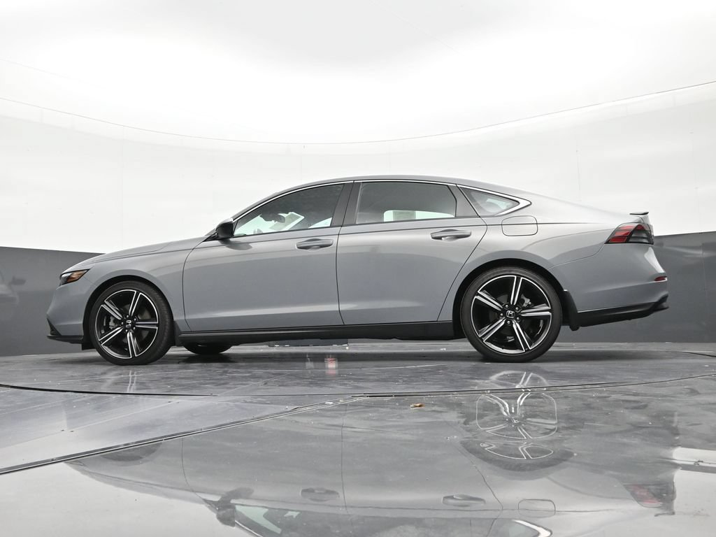 Used 2025 Honda Accord Sport image 22