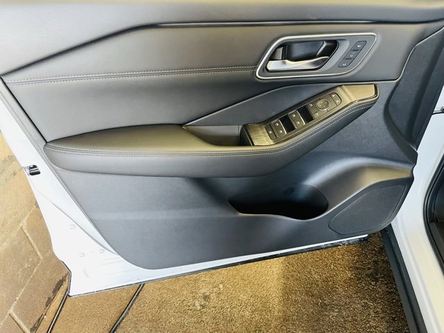 New 2026 Nissan Rogue Platinum w/ Platinum Premium Package image 19