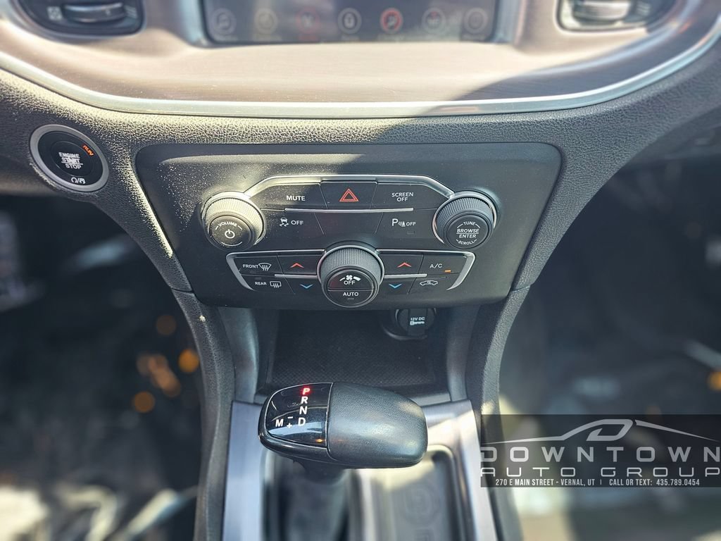 Used 2017 Dodge Charger SXT w/ AWD Plus Group image 11