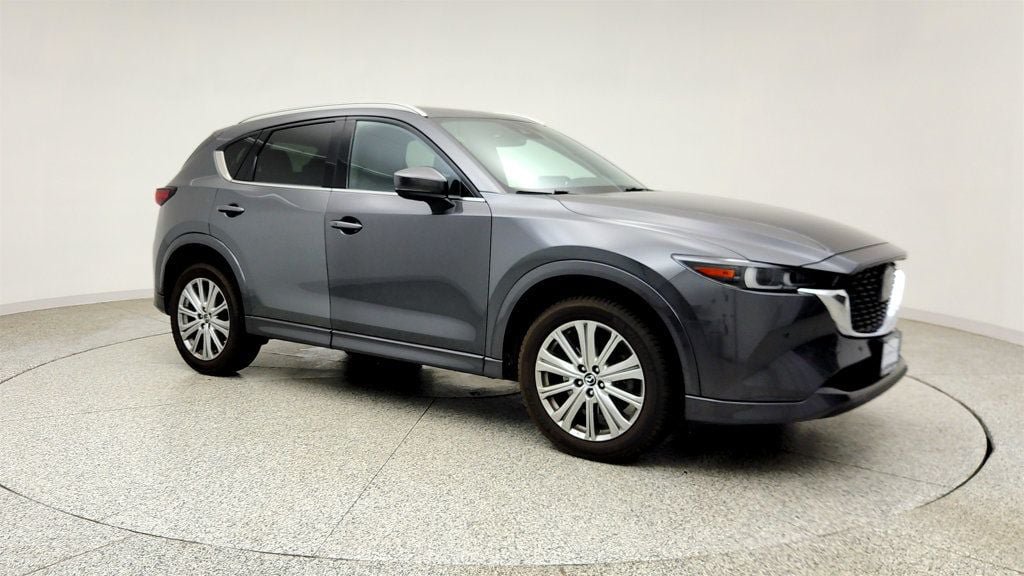 Used 2023 MAZDA CX-5 Signature AWD/4WD image 3
