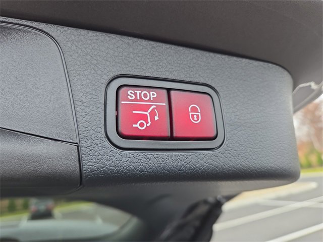 New 2026 Mercedes-Benz GLB 250 4MATIC image 32