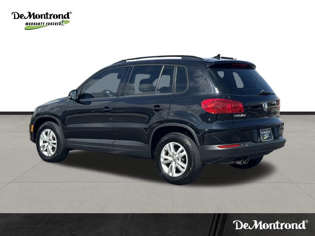 Used 2017 Volkswagen Tiguan S image 6