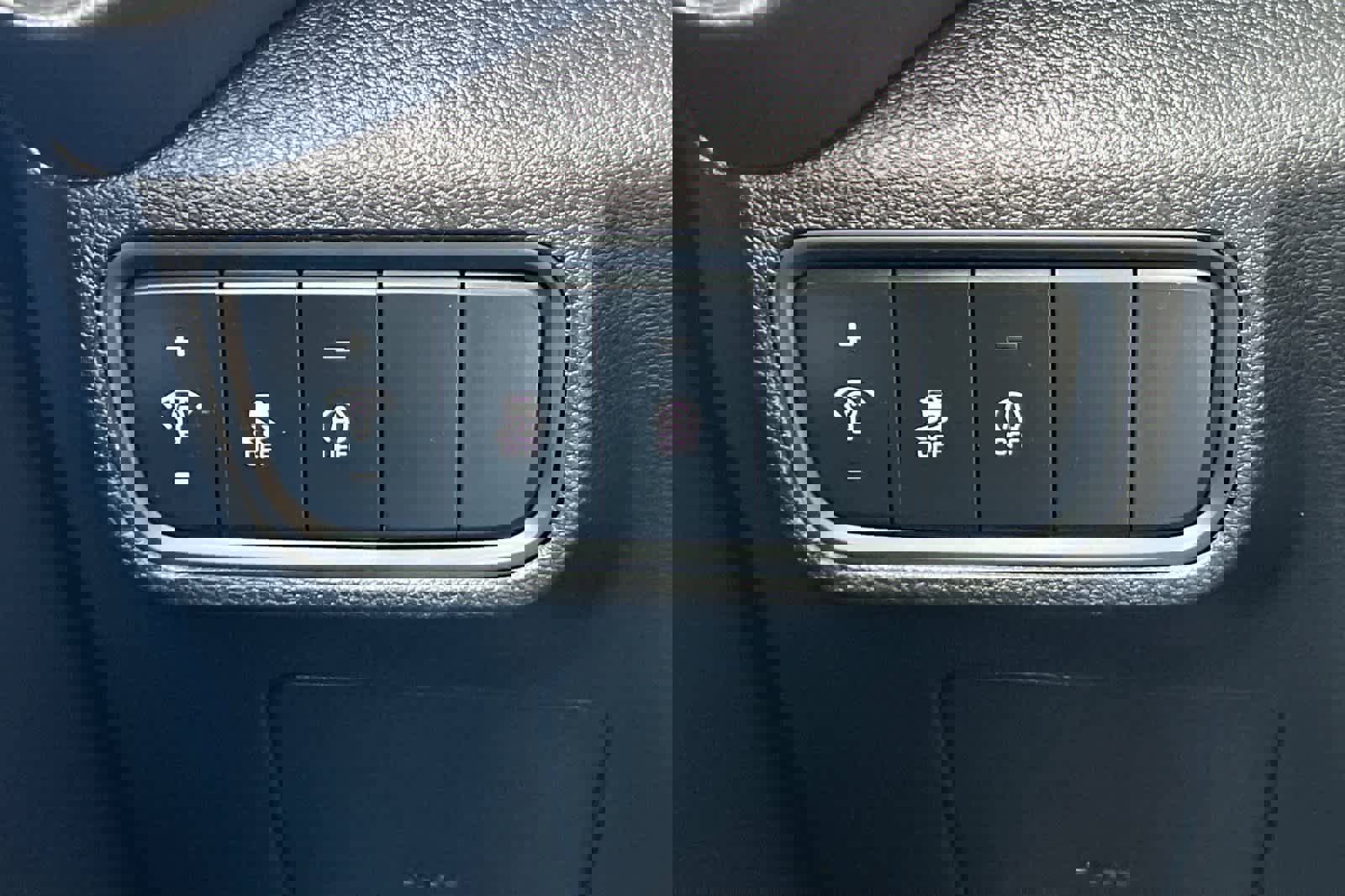 Used 2023 Kia Soul LX image 31